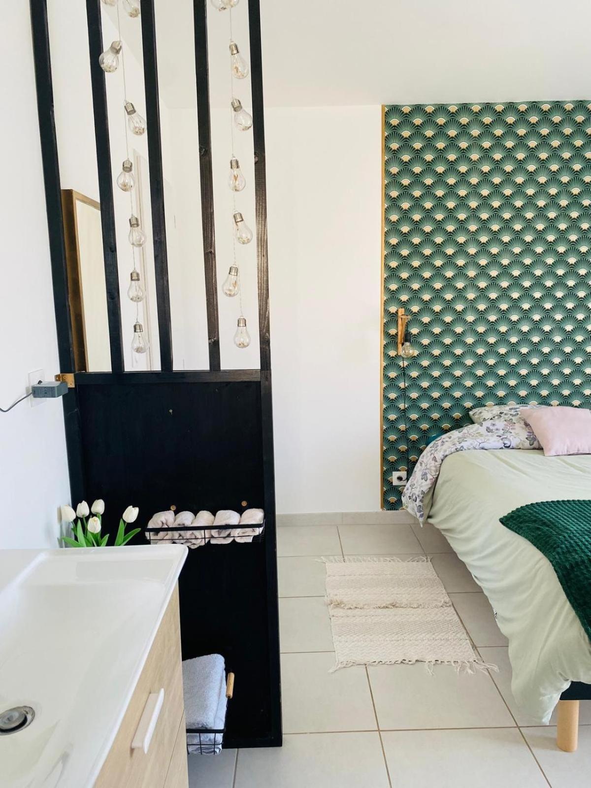 Villa De L Olivier En Provence Piolenc Екстериор снимка